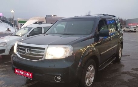 Honda Pilot III рестайлинг, 2012 год, 2 350 000 рублей, 1 фотография