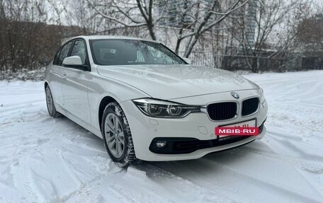 BMW 3 серия, 2016 год, 1 965 000 рублей, 4 фотография