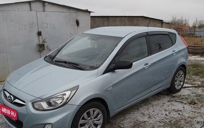 Hyundai Solaris II рестайлинг, 2012 год, 820 000 рублей, 1 фотография