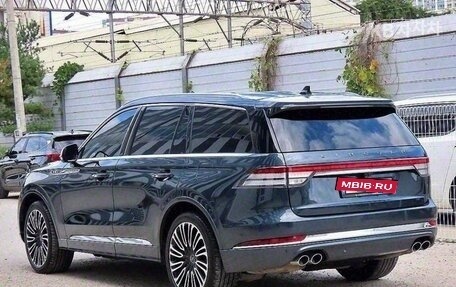 Lincoln Aviator II, 2022 год, 6 940 000 рублей, 2 фотография