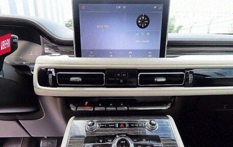 Lincoln Aviator II, 2022 год, 6 940 000 рублей, 13 фотография