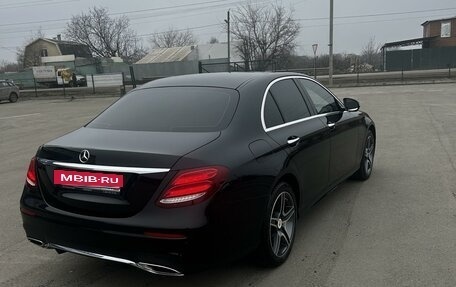 Mercedes-Benz E-Класс, 2019 год, 4 700 000 рублей, 3 фотография