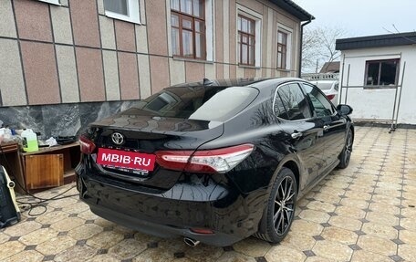 Toyota Camry, 2018 год, 2 950 000 рублей, 6 фотография