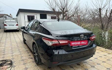 Toyota Camry, 2018 год, 2 950 000 рублей, 7 фотография