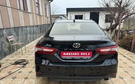 Toyota Camry, 2018 год, 2 950 000 рублей, 5 фотография