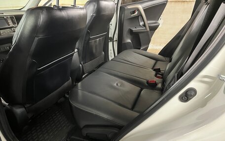 Toyota RAV4, 2014 год, 2 680 000 рублей, 4 фотография