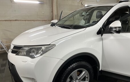 Toyota RAV4, 2014 год, 2 680 000 рублей, 12 фотография