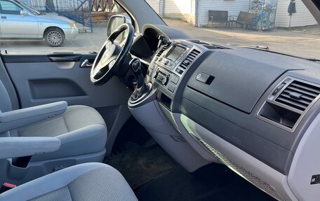 Volkswagen Caravelle T5, 2015 год, 2 450 000 рублей, 11 фотография