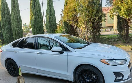 Ford Fusion (North America) II, 2019 год, 2 200 000 рублей, 2 фотография