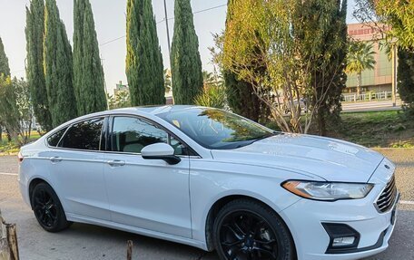 Ford Fusion (North America) II, 2019 год, 2 200 000 рублей, 10 фотография