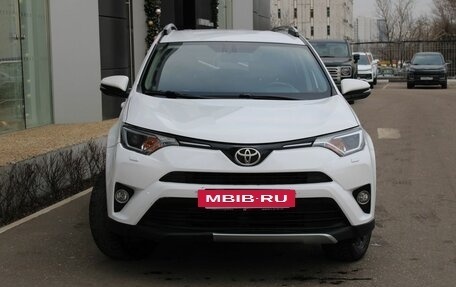 Toyota RAV4, 2016 год, 1 948 000 рублей, 2 фотография