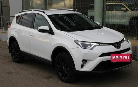 Toyota RAV4, 2016 год, 1 948 000 рублей, 6 фотография