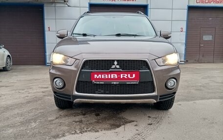 Mitsubishi Outlander III рестайлинг 3, 2012 год, 1 325 000 рублей, 6 фотография