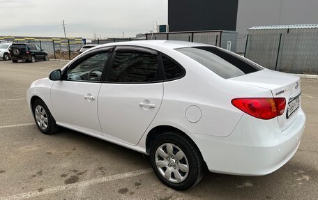 Hyundai Elantra IV, 2011 год, 3 фотография