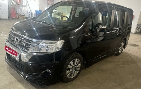 Honda Stepwgn IV, 2014 год, 2 050 000 рублей, 2 фотография