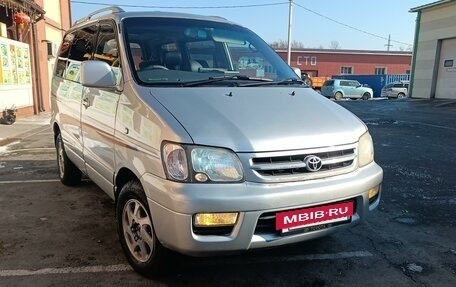 Toyota Town Ace III, 1999 год, 910 000 рублей, 2 фотография