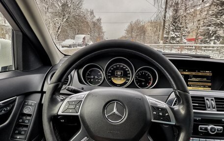 Mercedes-Benz C-Класс, 2011 год, 1 250 000 рублей, 22 фотография