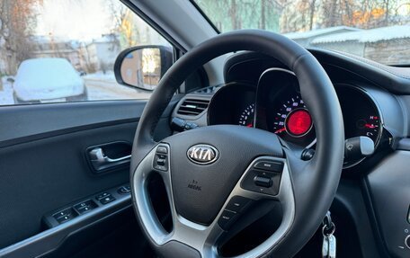 KIA Rio III рестайлинг, 2016 год, 1 250 000 рублей, 24 фотография