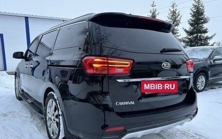 KIA Carnival III, 2019 год, 3 300 000 рублей, 4 фотография