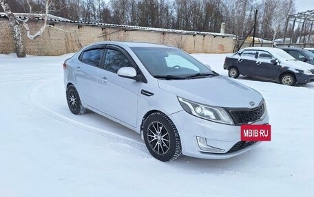 KIA Rio III рестайлинг, 2011 год, 830 000 рублей, 2 фотография