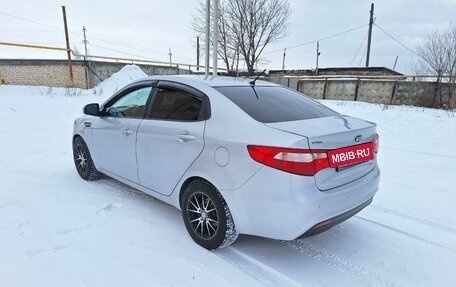 KIA Rio III рестайлинг, 2011 год, 830 000 рублей, 4 фотография