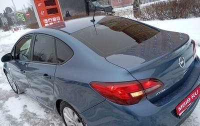 Opel Astra J, 2013 год, 795 000 рублей, 1 фотография