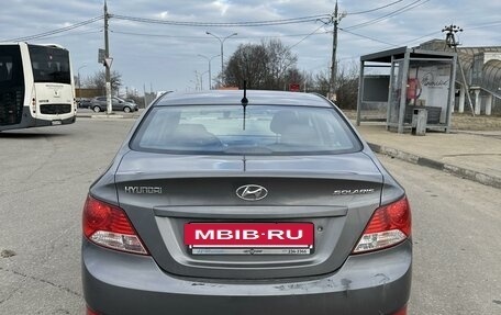 Hyundai Solaris II рестайлинг, 2011 год, 900 000 рублей, 6 фотография