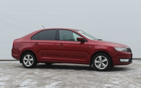 Skoda Rapid I, 2014 год, 860 000 рублей, 3 фотография