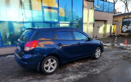 Toyota Matrix, 2002 год, 460 000 рублей, 5 фотография