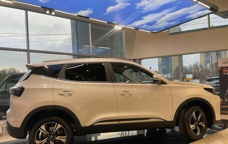 Chery Tiggo 4 I рестайлинг, 2024 год, 2 500 000 рублей, 3 фотография