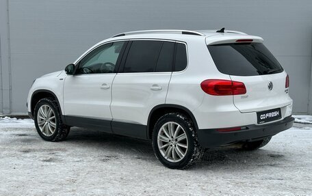 Volkswagen Tiguan I, 2013 год, 1 445 000 рублей, 2 фотография