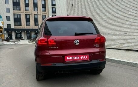 Volkswagen Tiguan I, 2012 год, 1 299 999 рублей, 5 фотография