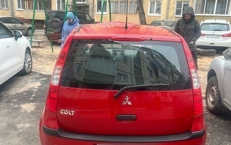 Mitsubishi Colt VI рестайлинг, 2006 год, 700 000 рублей, 3 фотография