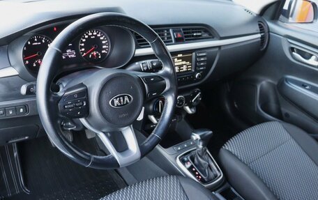 KIA Rio IV, 2018 год, 1 549 000 рублей, 5 фотография