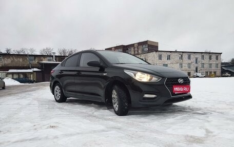 Hyundai Solaris II рестайлинг, 2018 год, 1 490 000 рублей, 1 фотография