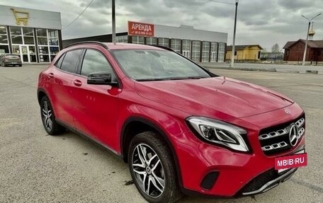 Mercedes-Benz GLA, 2019 год, 2 850 000 рублей, 3 фотография