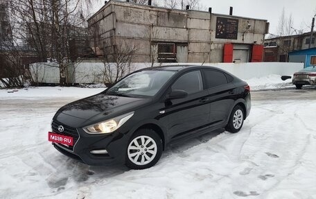 Hyundai Solaris II рестайлинг, 2018 год, 1 490 000 рублей, 7 фотография