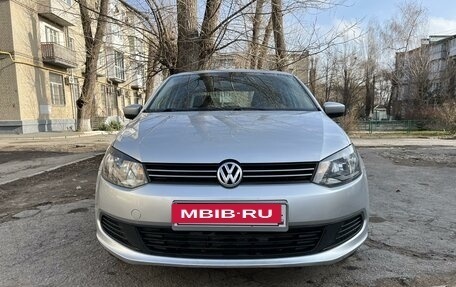 Volkswagen Polo VI (EU Market), 2013 год, 950 000 рублей, 14 фотография