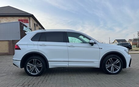 Volkswagen Tiguan II, 2017 год, 2 975 000 рублей, 9 фотография