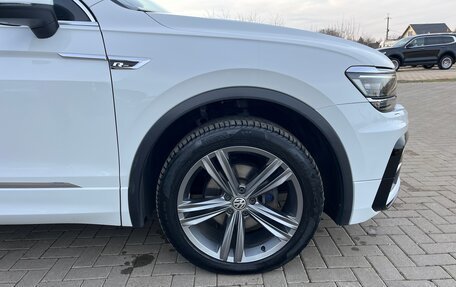 Volkswagen Tiguan II, 2017 год, 2 975 000 рублей, 16 фотография