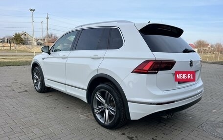 Volkswagen Tiguan II, 2017 год, 2 975 000 рублей, 6 фотография