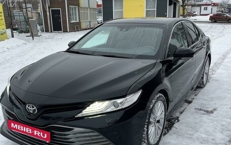 Toyota Camry, 2018 год, 2 880 000 рублей, 2 фотография