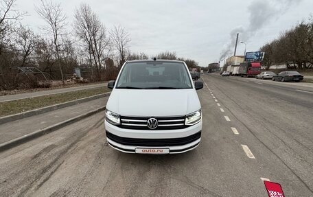 Volkswagen Multivan T6 рестайлинг, 2018 год, 5 500 000 рублей, 3 фотография