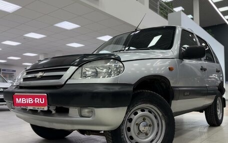 Chevrolet Niva I рестайлинг, 2006 год, 240 000 рублей, 1 фотография