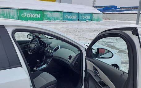 Chevrolet Cruze II, 2014 год, 930 000 рублей, 6 фотография