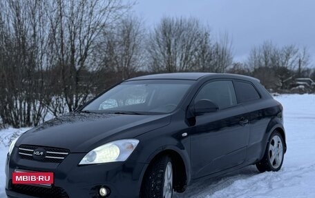 KIA cee'd I рестайлинг, 2009 год, 655 000 рублей, 2 фотография