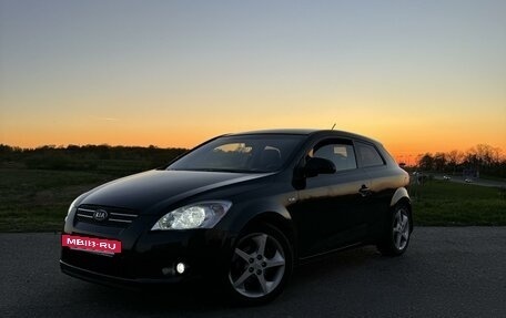 KIA cee'd I рестайлинг, 2009 год, 655 000 рублей, 17 фотография