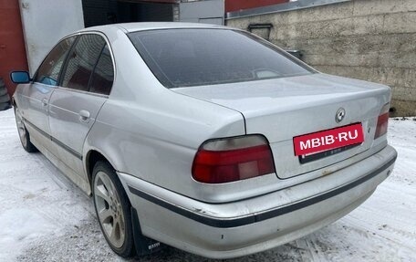 BMW 5 серия, 2000 год, 450 000 рублей, 3 фотография