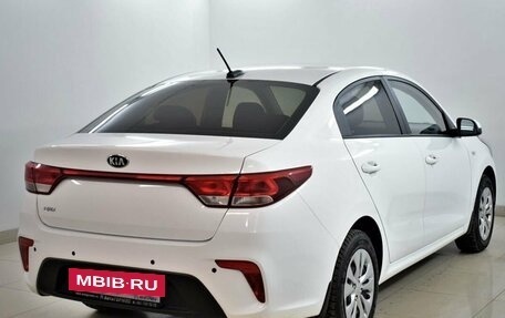 KIA Rio IV, 2017 год, 1 170 000 рублей, 4 фотография