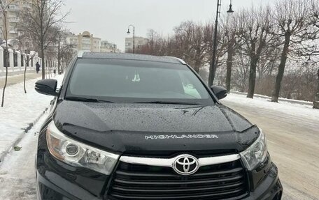 Toyota Highlander III, 2014 год, 2 950 000 рублей, 2 фотография